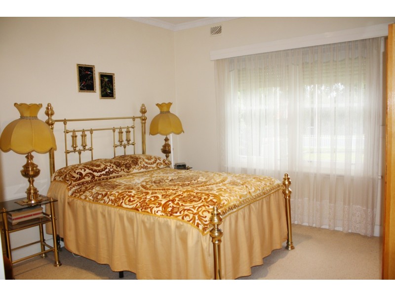 17 First Avenue, Naracoorte SA 5271