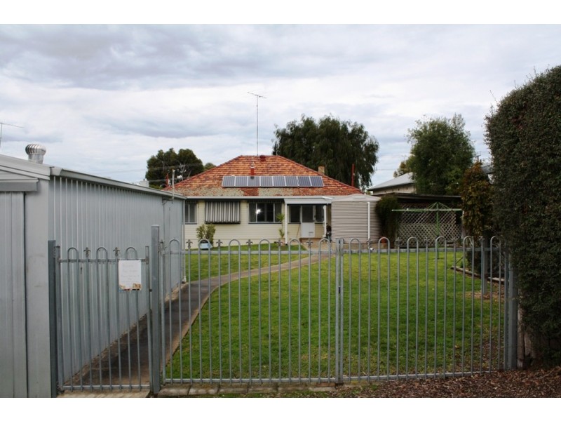 17 First Avenue, Naracoorte SA 5271