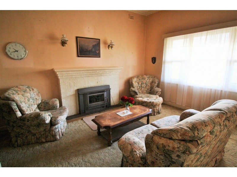 8 Drake Street, Naracoorte SA 5271