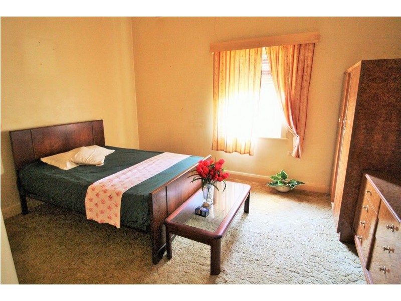 8 Drake Street, Naracoorte SA 5271