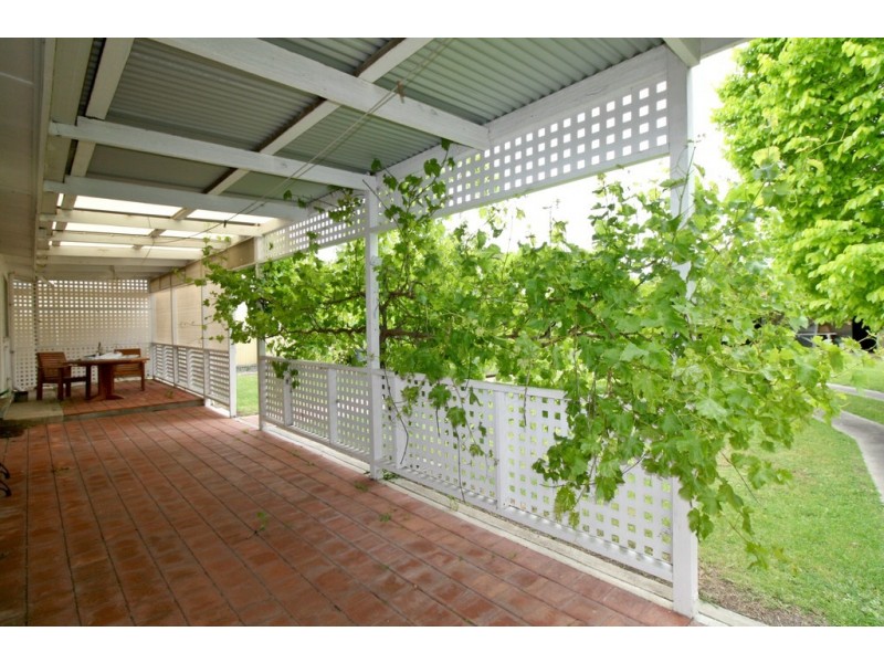 8 Drake Street, Naracoorte SA 5271