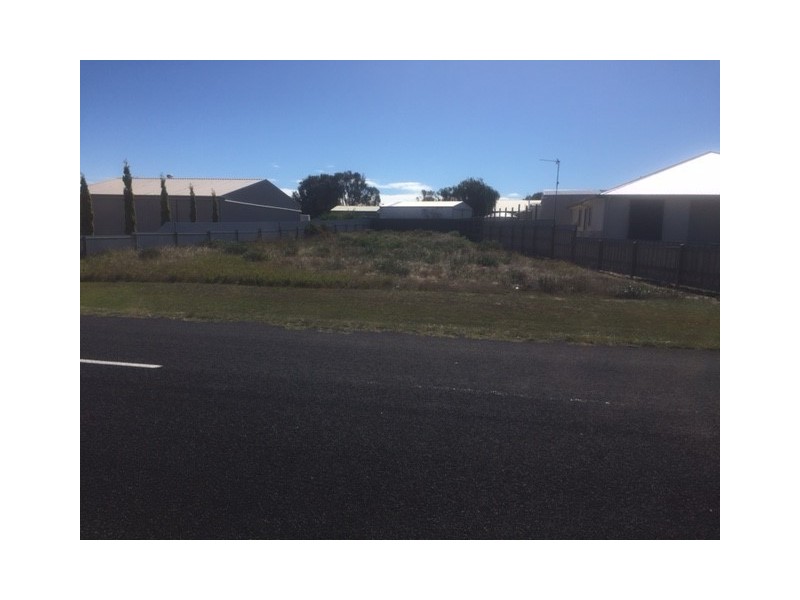 297 Cooke Street, Kingston Se SA 5275