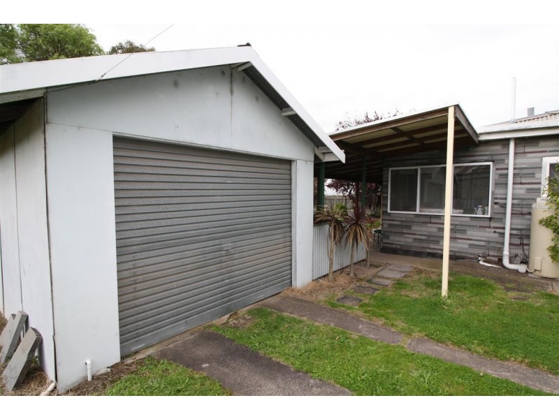 42 Wallace Street, Apsley VIC 3319