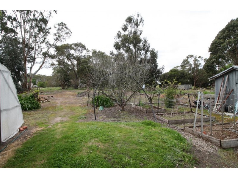 42 Wallace Street, Apsley VIC 3319