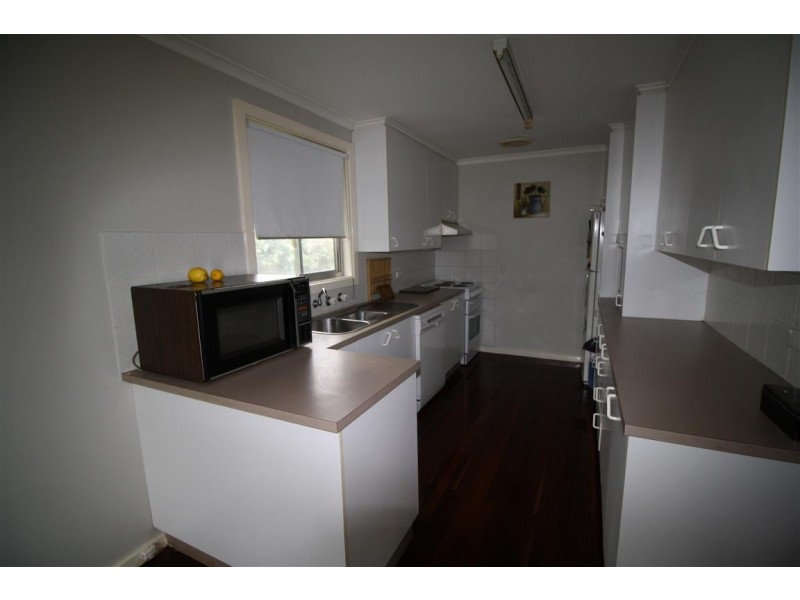 12 Gilbert Drive, Naracoorte SA 5271