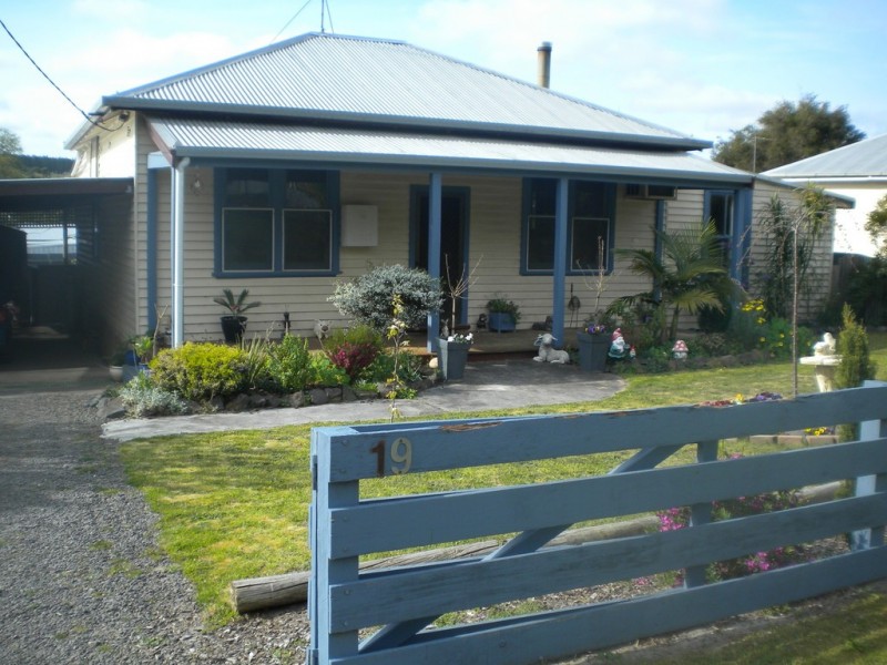 19 Brown Street, Mount Burr SA 5279