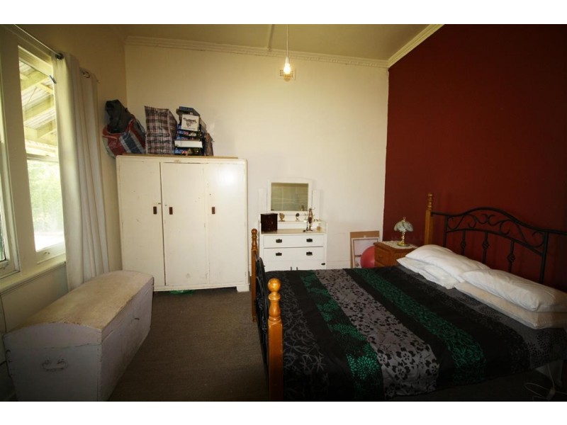 52 Wallace Street, Apsley VIC 3319