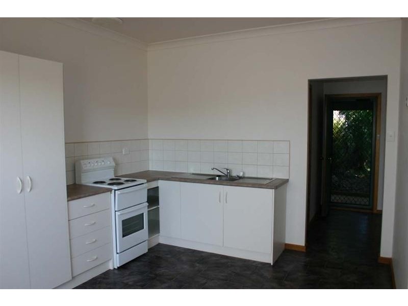 2/32 Southern Ports Highway, Robe SA 5276