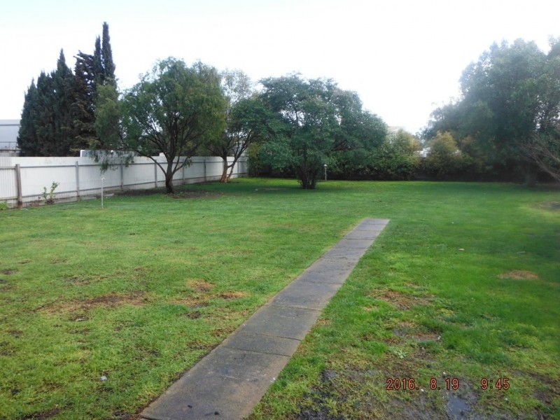 27 Livingston Street, Naracoorte SA 5271