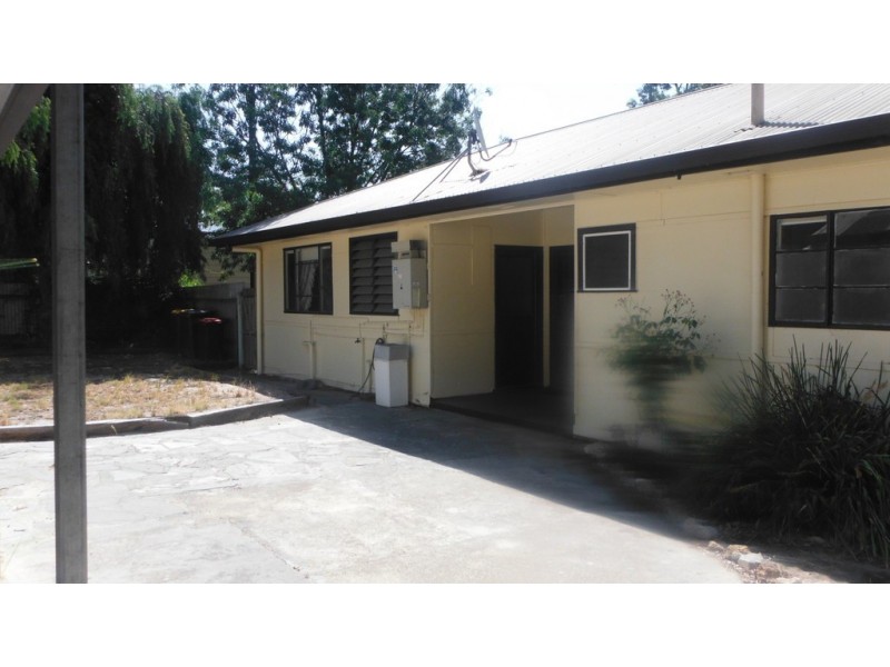 8 Second Avenue, Naracoorte SA 5271