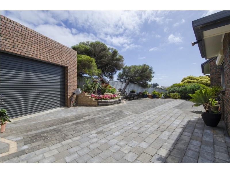 2 Fifth Street, Beachport SA 5280