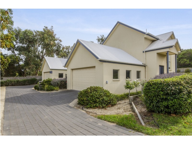 22 Harold Street, Robe SA 5276