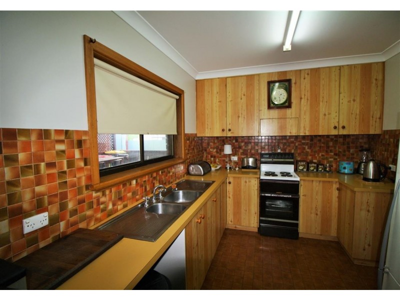 8 Willow Avenue, Lucindale SA 5272