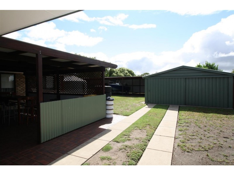 8 Willow Avenue, Lucindale SA 5272