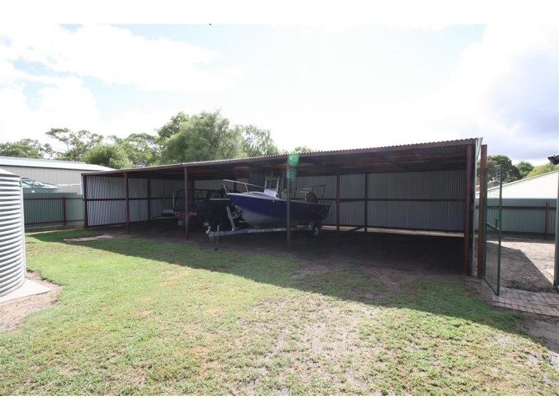 8 Willow Avenue, Lucindale SA 5272