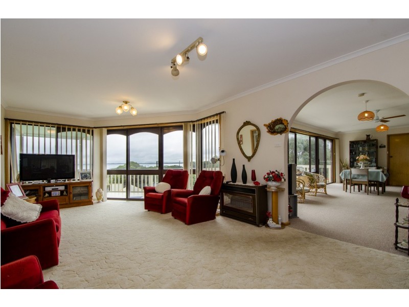 6 Cape Buffon Drive, Southend SA 5280