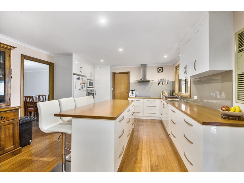 18 Fordham Ave, Naracoorte SA 5271