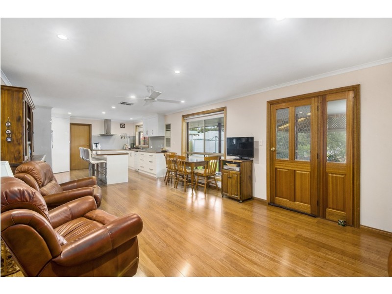 18 Fordham Ave, Naracoorte SA 5271