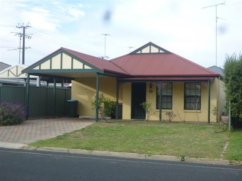 82 Park Terrace, Naracoorte SA 5271