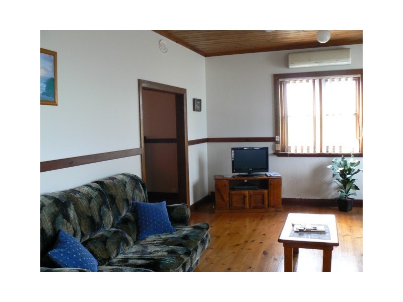 24 McCourt Street, Beachport SA 5280