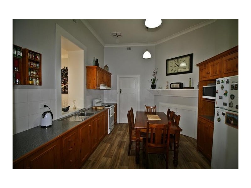 11 Freeling Street, Naracoorte SA 5271