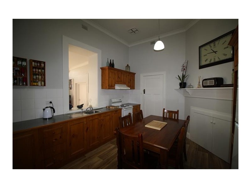 11 Freeling Street, Naracoorte SA 5271