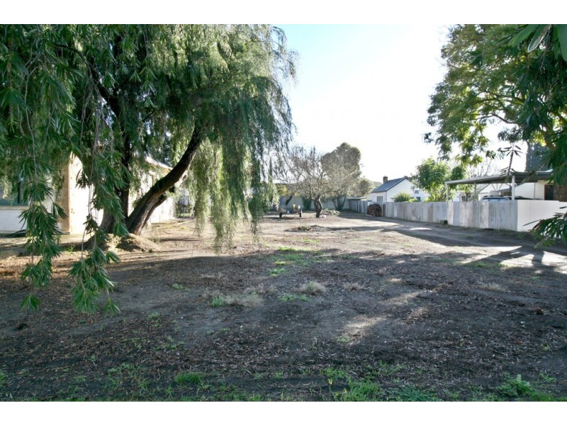 9 First Avenue, Naracoorte SA 5271
