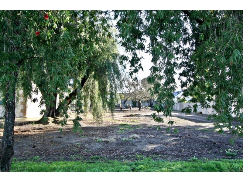9 First Avenue, Naracoorte SA 5271