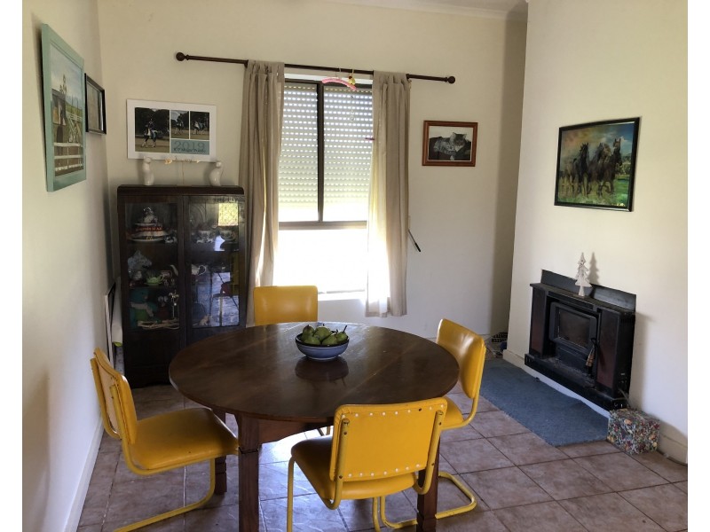 6 Clarke Street, Kingston Se SA 5275