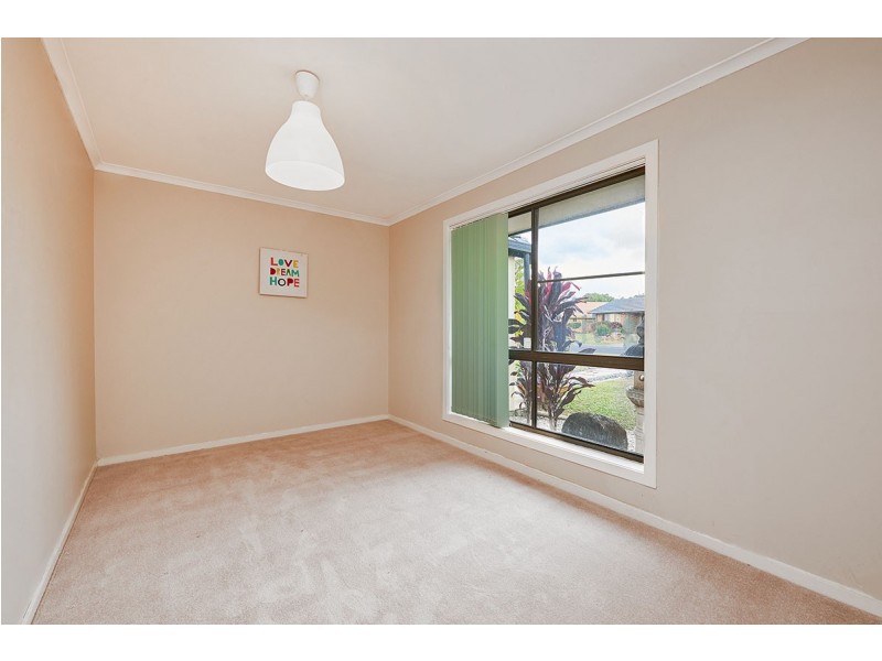54 Narooma Drive, Ocean Shores NSW 2483