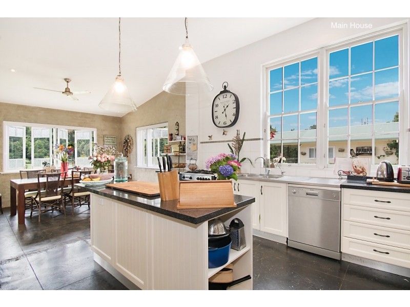 24 Fernleigh Road, Tintenbar NSW 2478