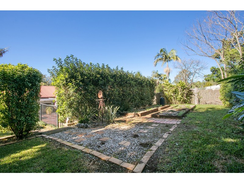 6 Palm Tree Crescent, Bangalow NSW 2479