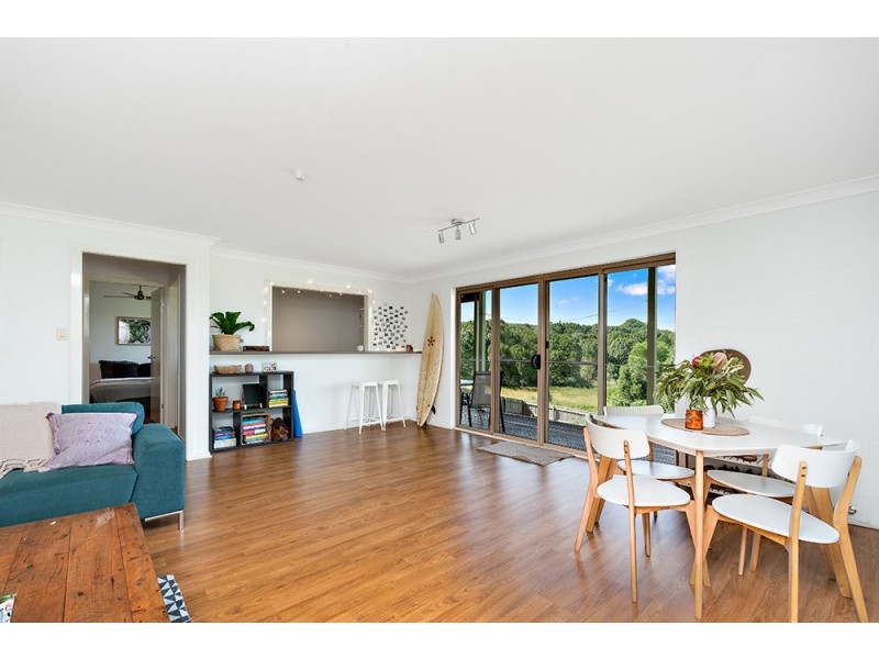 1 Corlis Crescent, Bangalow NSW 2479