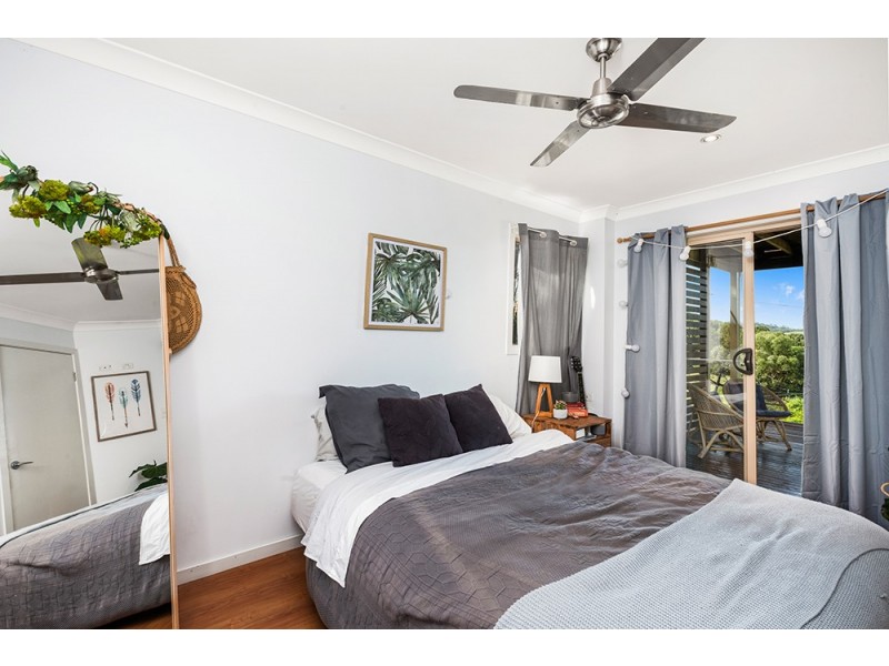 1 Corlis Crescent, Bangalow NSW 2479