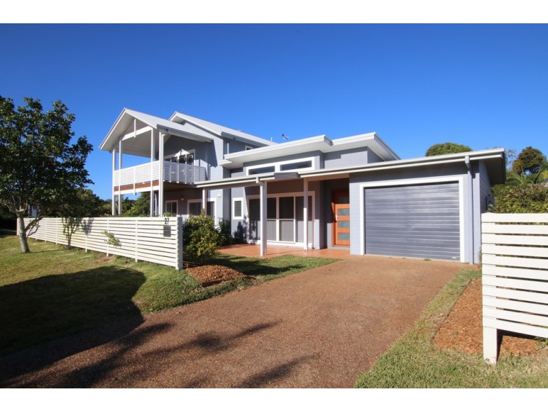 27 PARROT TREE PLACE, Bangalow NSW 2479