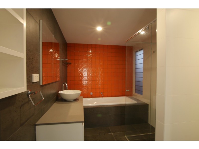 27 PARROT TREE PLACE, Bangalow NSW 2479