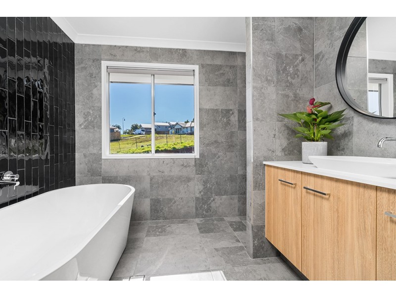 40 Blackwood Crescent, Bangalow NSW 2479