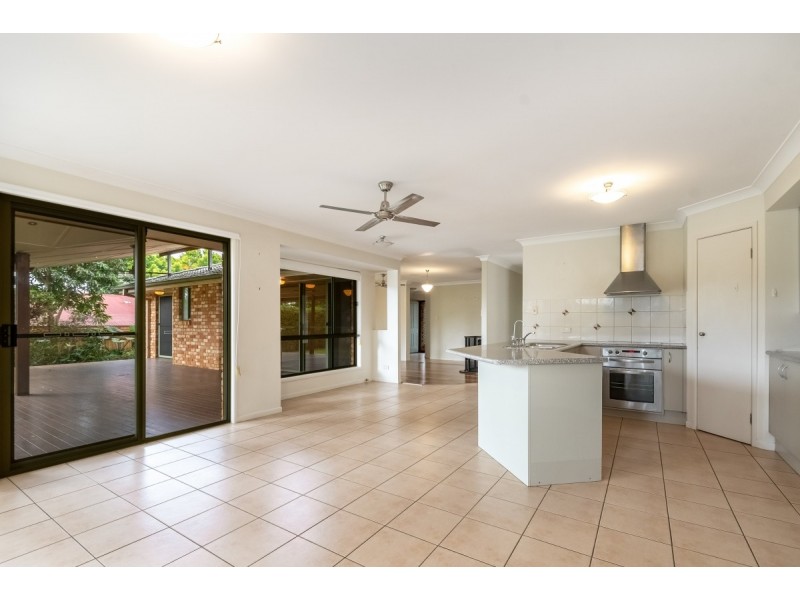 24 Parrot Tree Place, Bangalow NSW 2479
