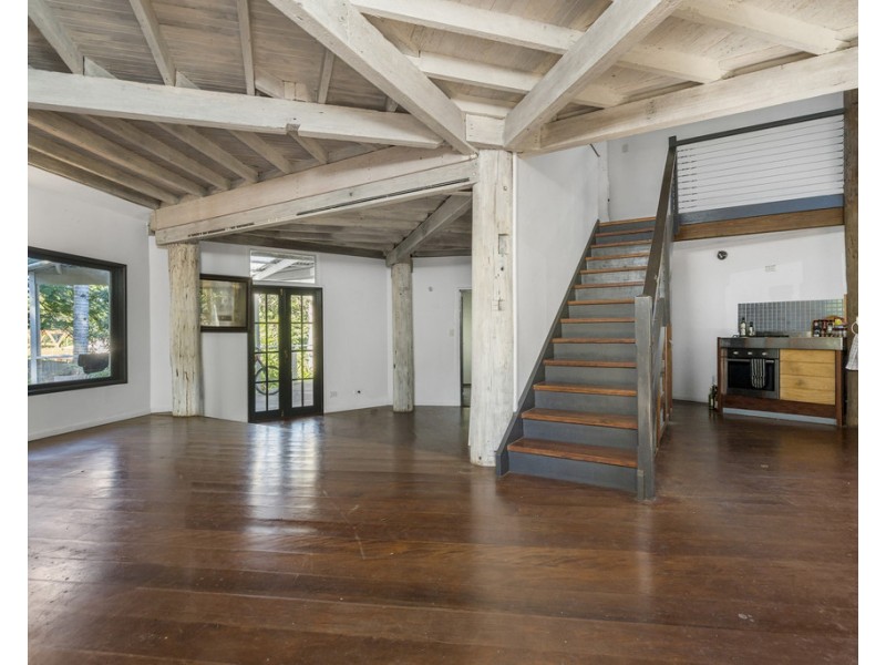 1 COACHWOOD COURT, Federal NSW 2480