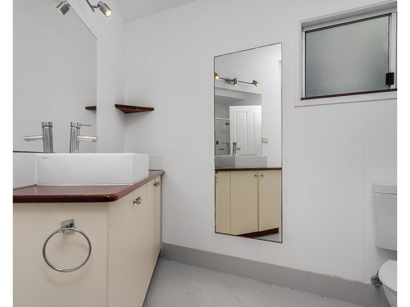 1 COACHWOOD COURT, Federal NSW 2480