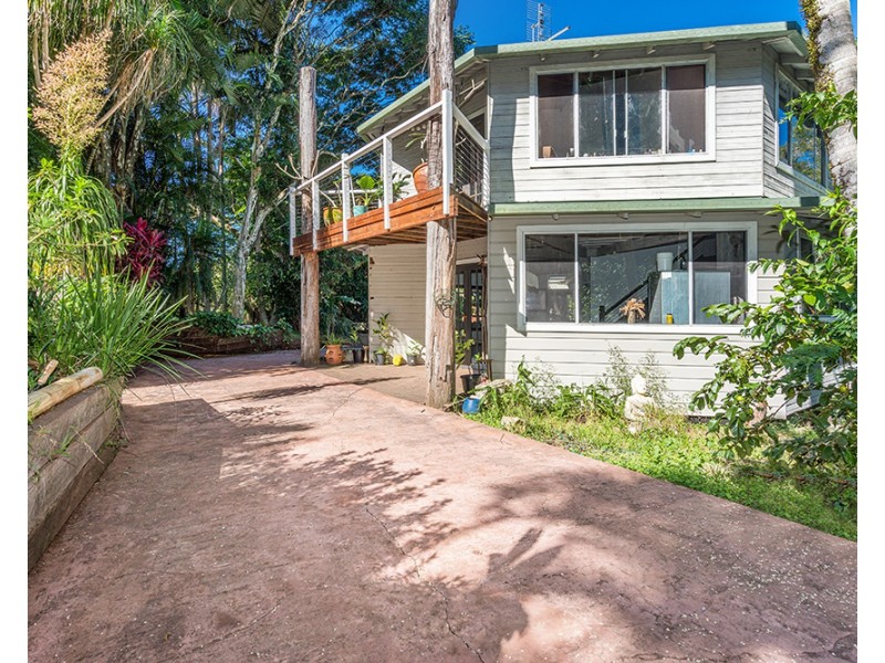 1 COACHWOOD COURT, Federal NSW 2480