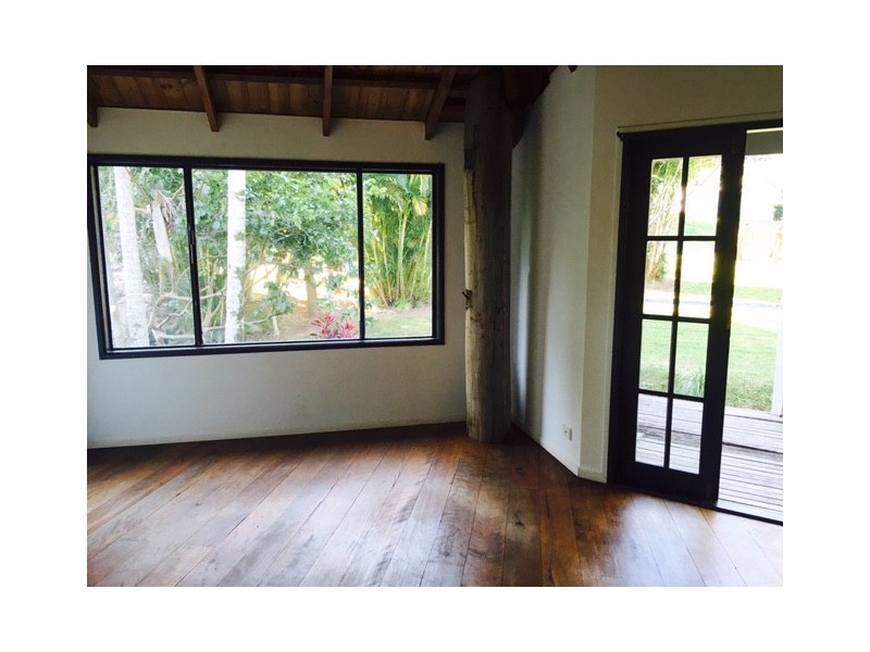 1 Coachwood  Court, Federal NSW 2480