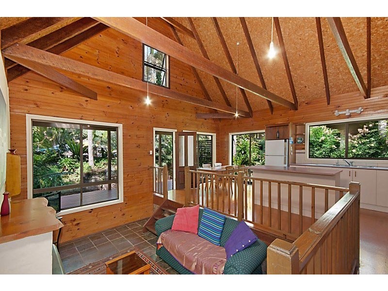 6 Burrawan Place, Bangalow NSW 2479