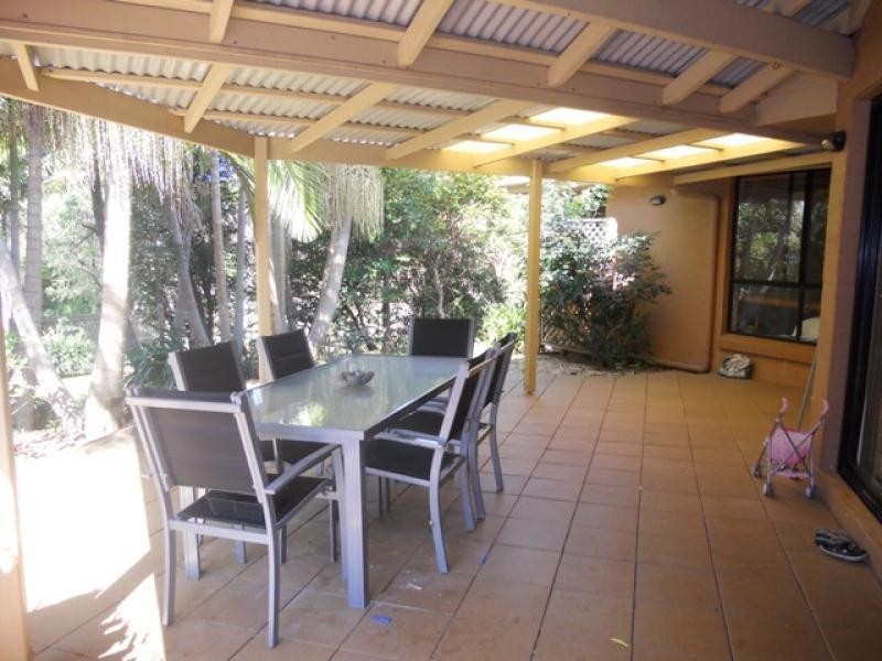 9 Parrot Tree Place, Bangalow NSW 2479