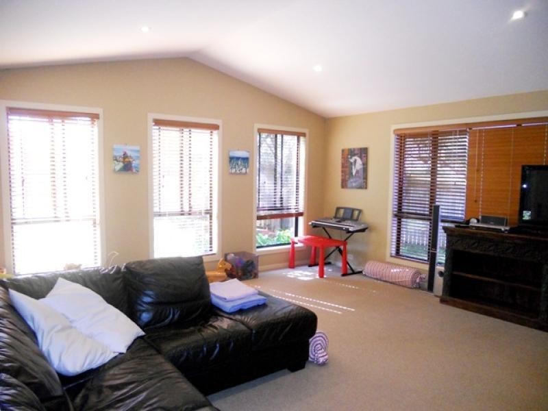 9 Parrot Tree Place, Bangalow NSW 2479