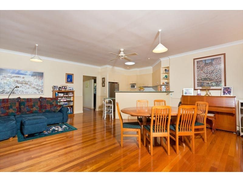 2 Sansom Street, Bangalow NSW 2479