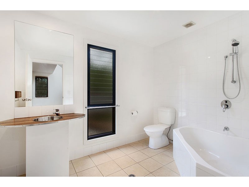 64 Rankin Drive, Bangalow NSW 2479