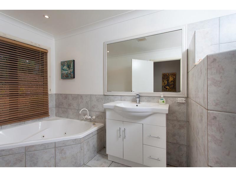 11 Roses Road, Federal NSW 2480