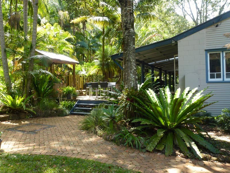 325 Eureka Road, Eureka NSW 2480