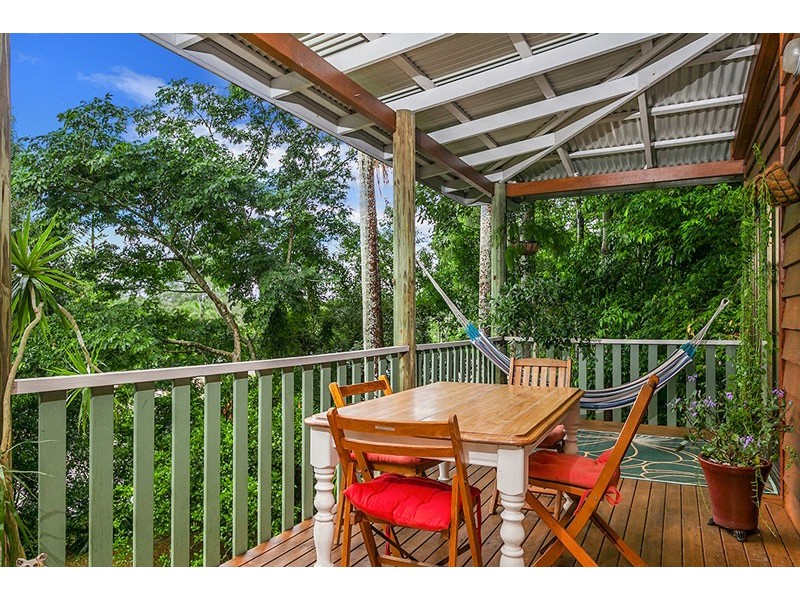 16 Palm Tree Crescent, Bangalow NSW 2479